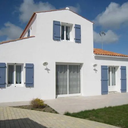 Holiday home Maison Avec Terrasse, 400 M Et Centre, 2 Chambres, Parking Prive, Menage Inclus - Fr-1-224b-542 La Gueriniere