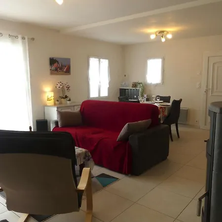 Maison Avec Terrasse, 400 M Et Centre, 2 Chambres, Parking Prive, Menage Inclus - Fr-1-224b-542 Semesterbostad La Guérinière