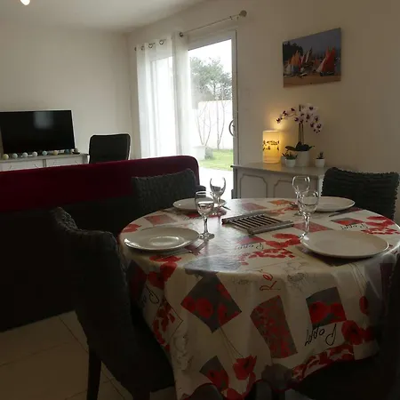 Maison La Guérinière, 3 Pièces, 5 Personnes - Fr-1-224b-542 Hébergement de vacances La Guérinière