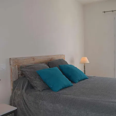 Maison Avec Terrasse, 400 M Et Centre, 2 Chambres, Parking Prive, Menage Inclus - Fr-1-224b-542 Holiday home