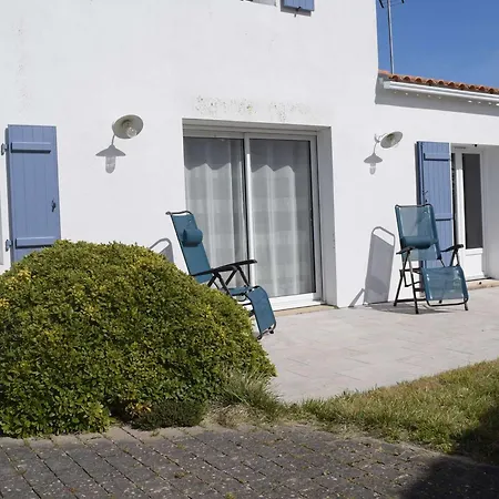 Maison Avec Terrasse, 400 M Et Centre, 2 Chambres, Parking Prive, Menage Inclus - Fr-1-224b-542 Holiday home La Gueriniere